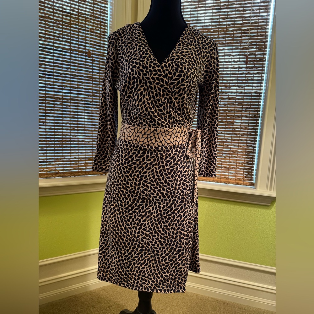 Ann Taylor Black and Cream Printed Long Sleeve Wrap Dress